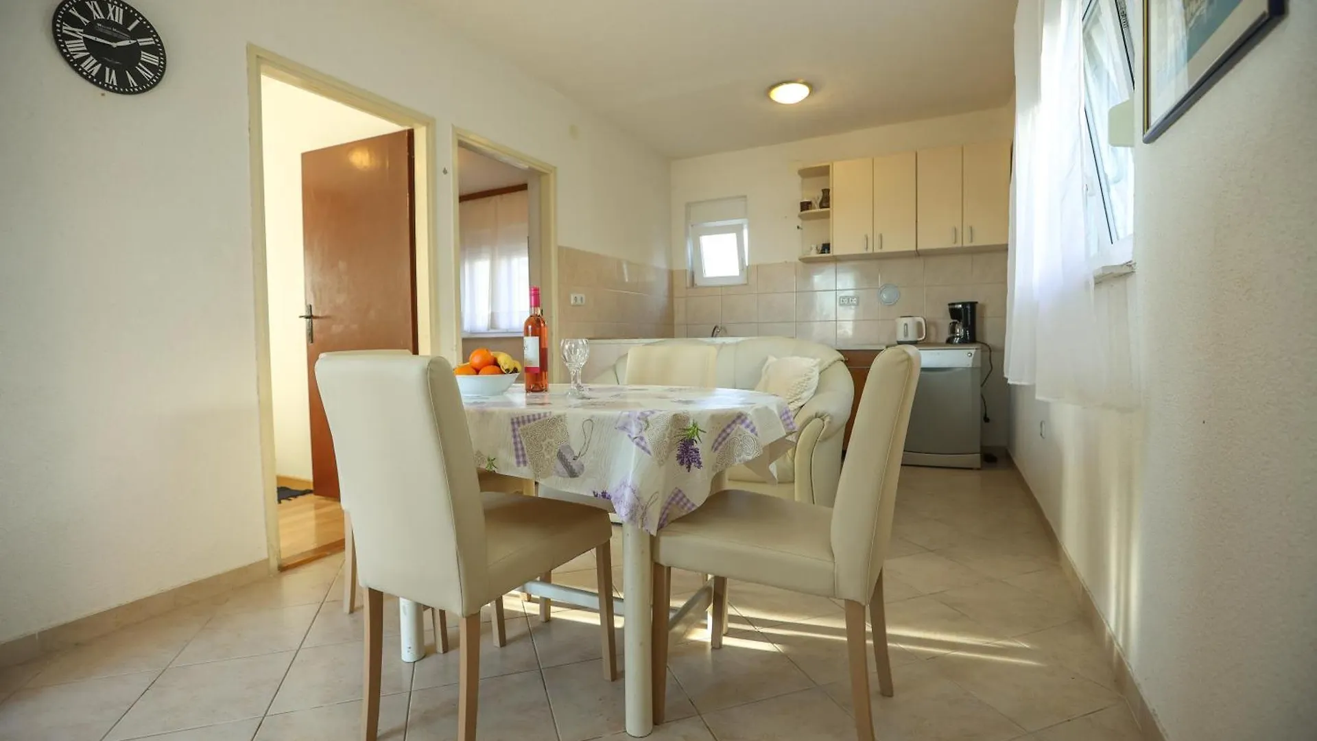 Apartments Teo 프리블라카 0*,